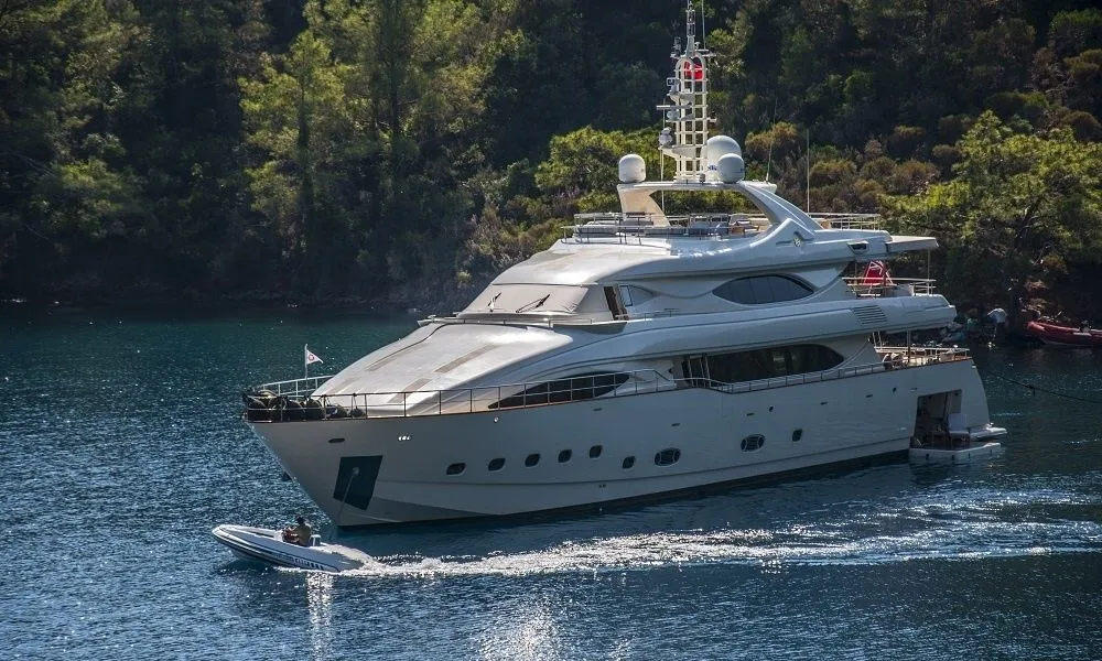 Ariela Charter Boat