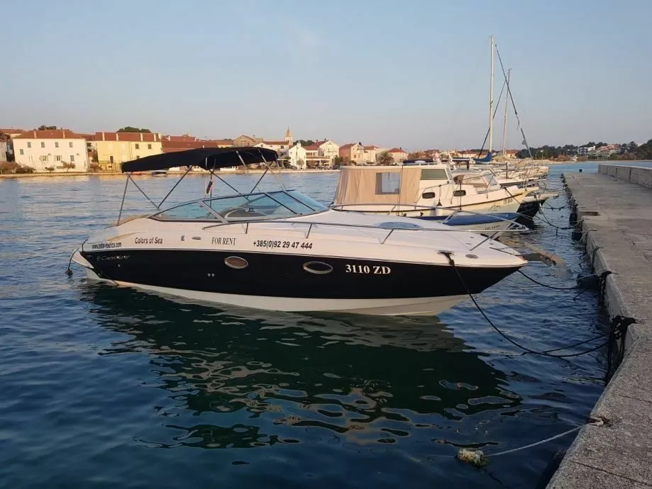 Charter a 10m Motor Yacht Crownline 286 in Petrčane