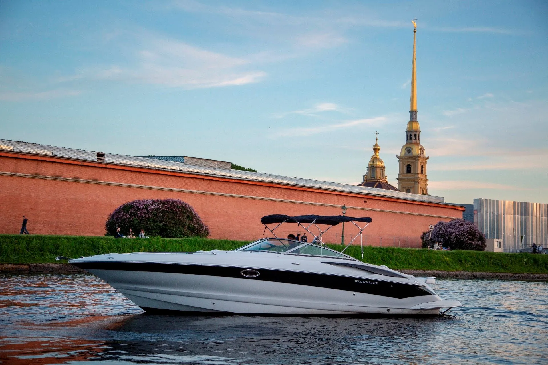 Krolik Charter Boat