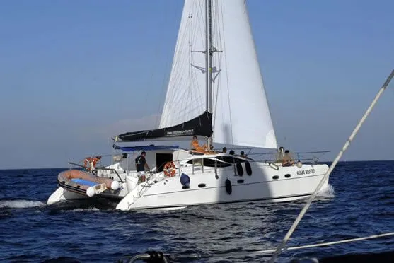 Gnomo 2 Charter Boat