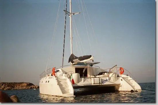 Gnomo 2 Charter Boat