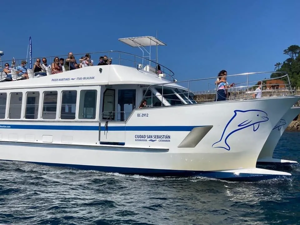 Ciudad San Sebastian Charter Boat