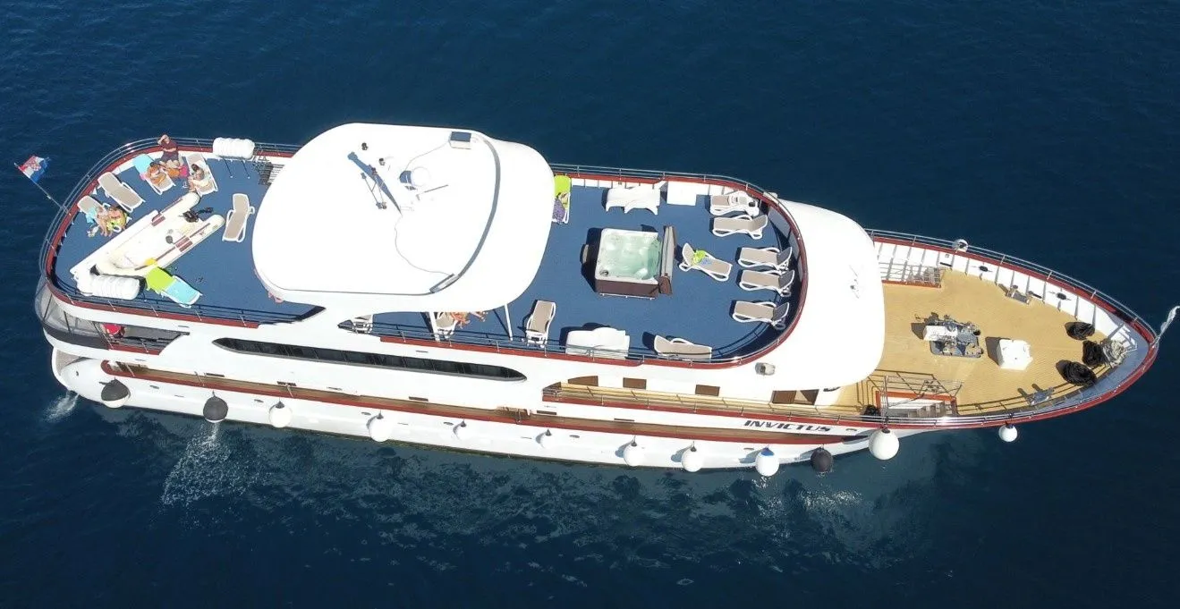 Invictus Charterboot - 4