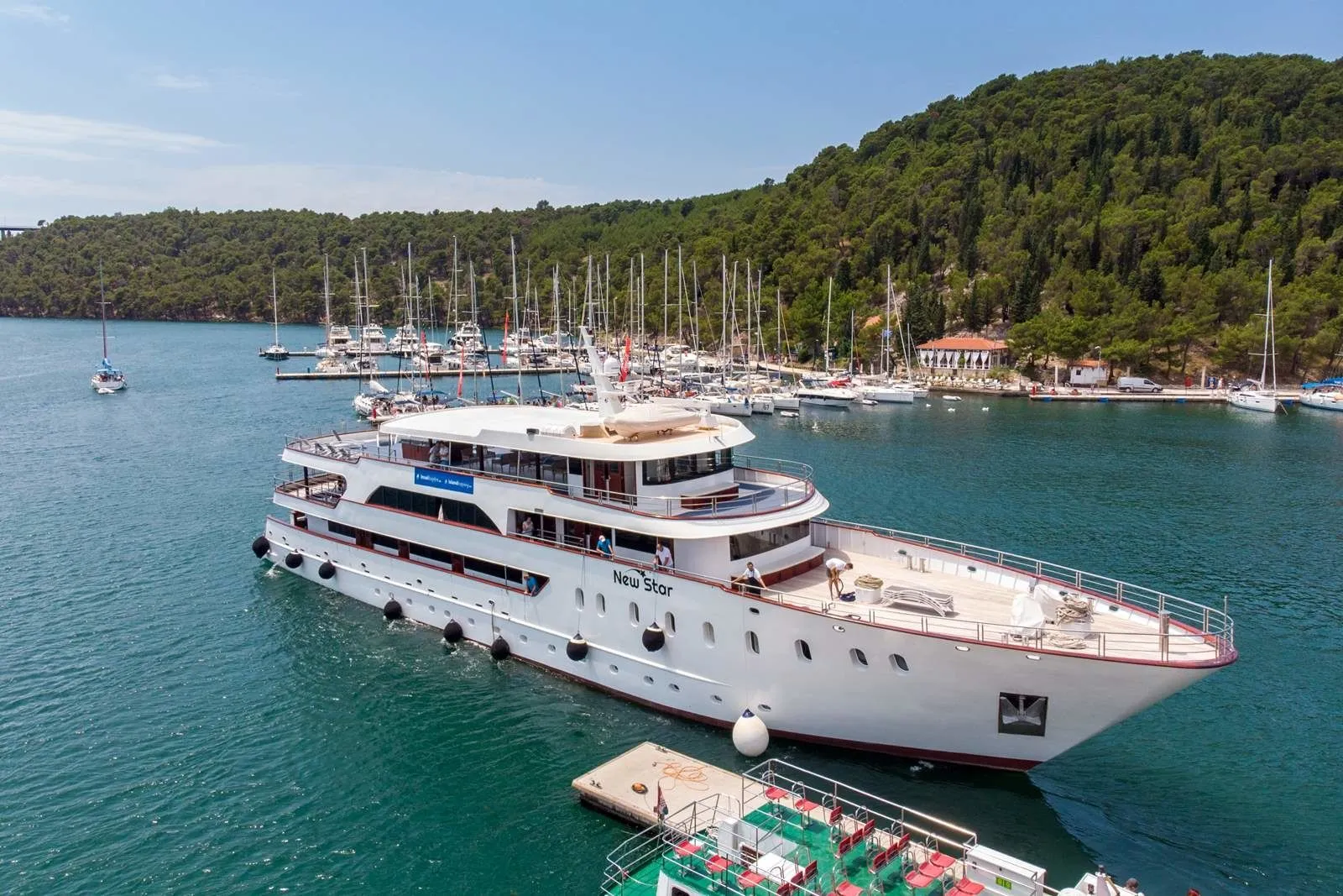 Charter a 45.8m Motor Yacht in Split
