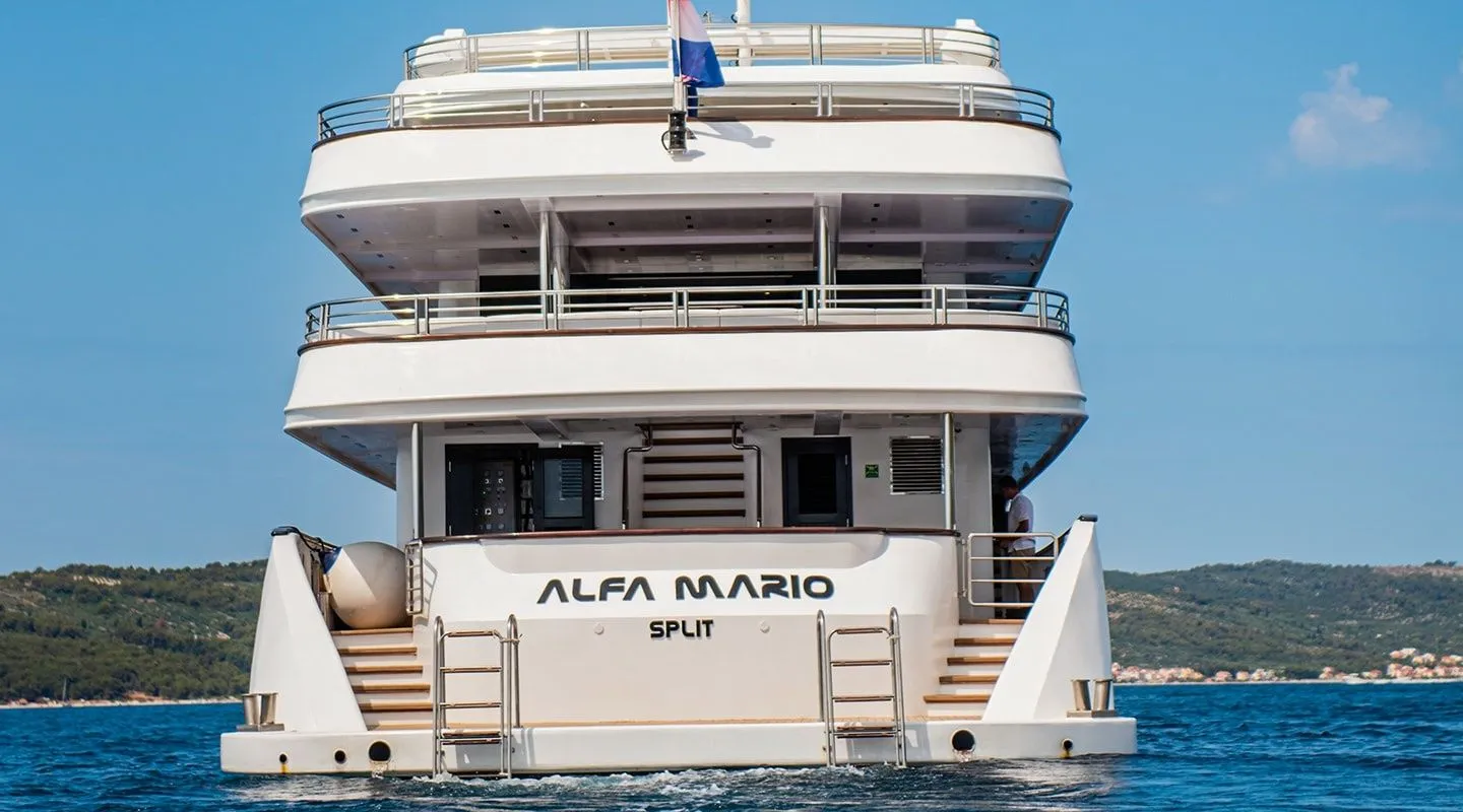 Alfa  Mario Charter Boat - 4