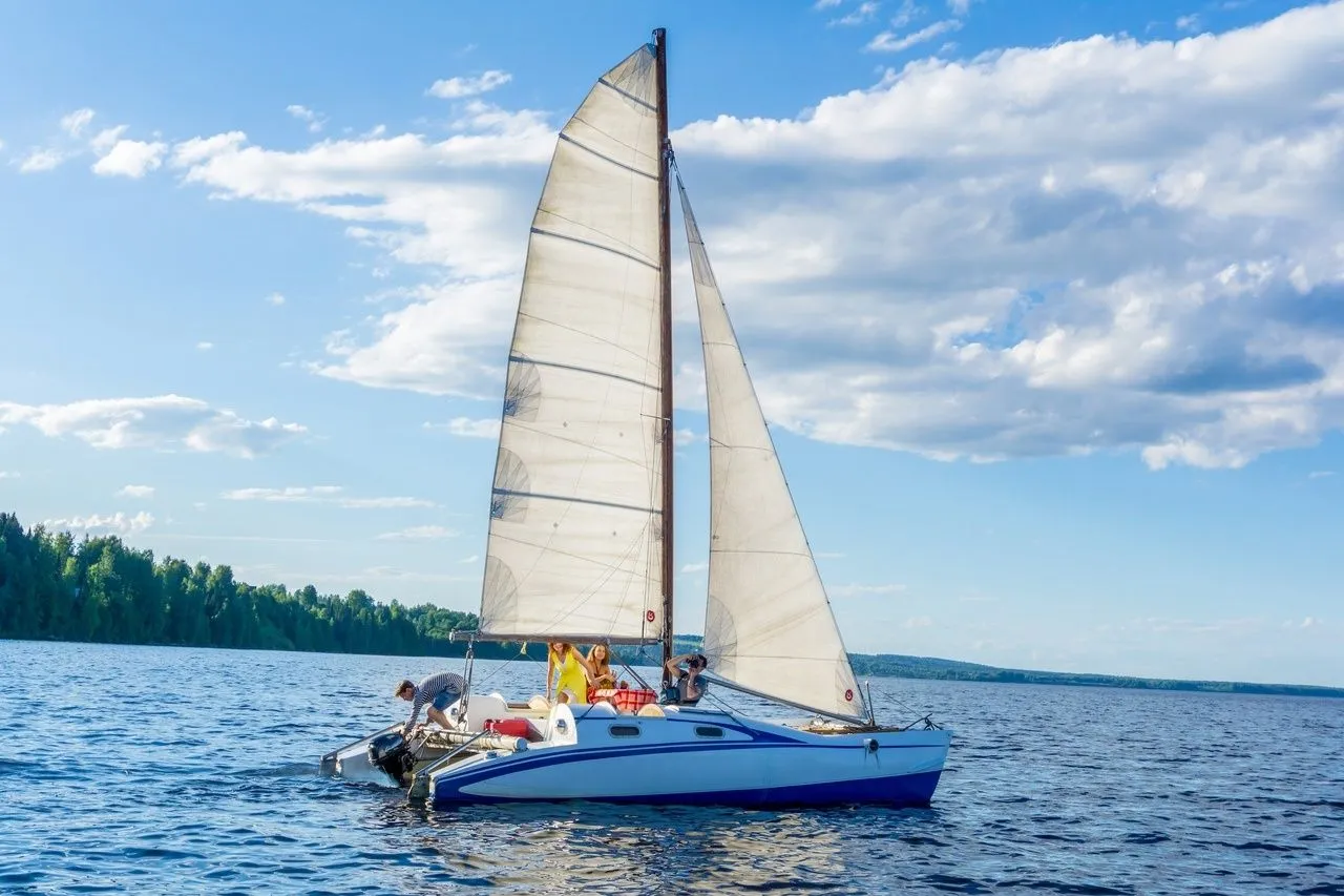 6m Perm Boat Hire