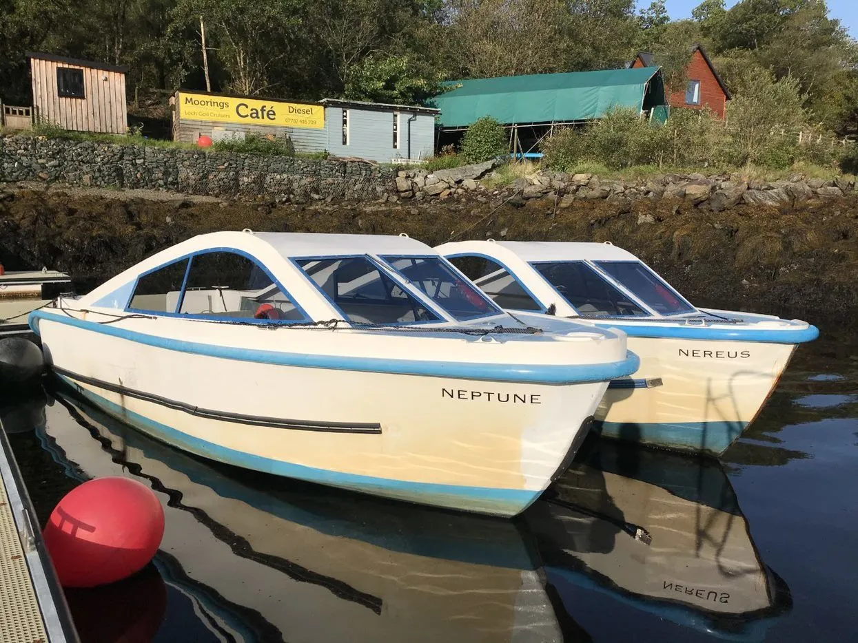 Explore Lochgoilhead on a 7m Rental Motor Boat