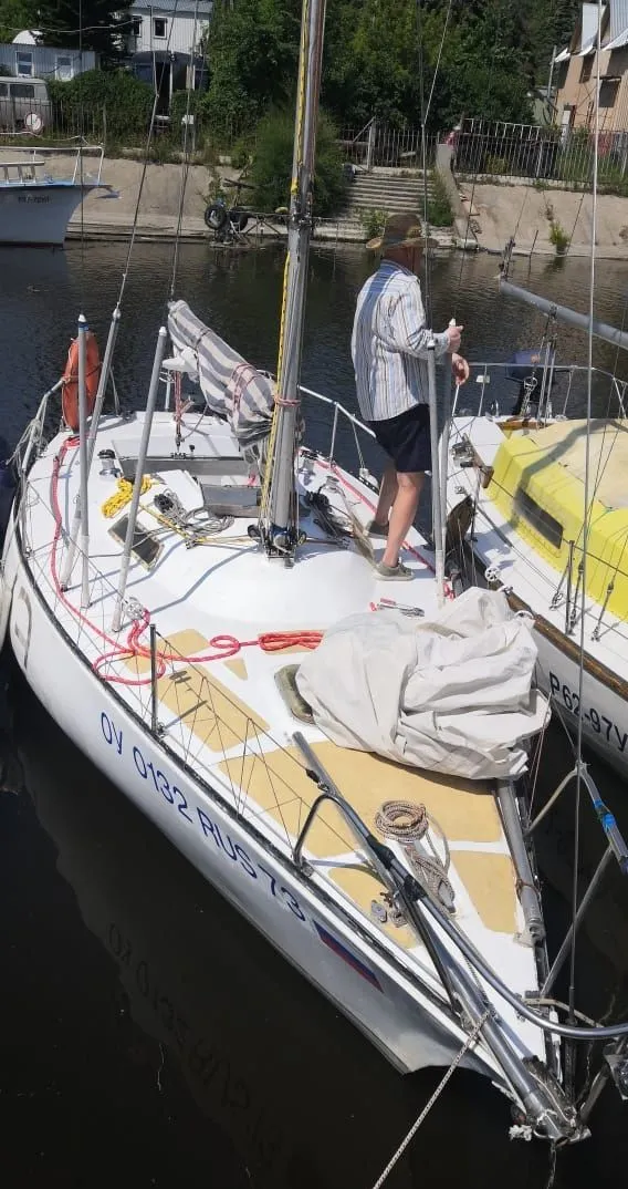 7.5m Ulyanovsk Sailing Yacht Hire