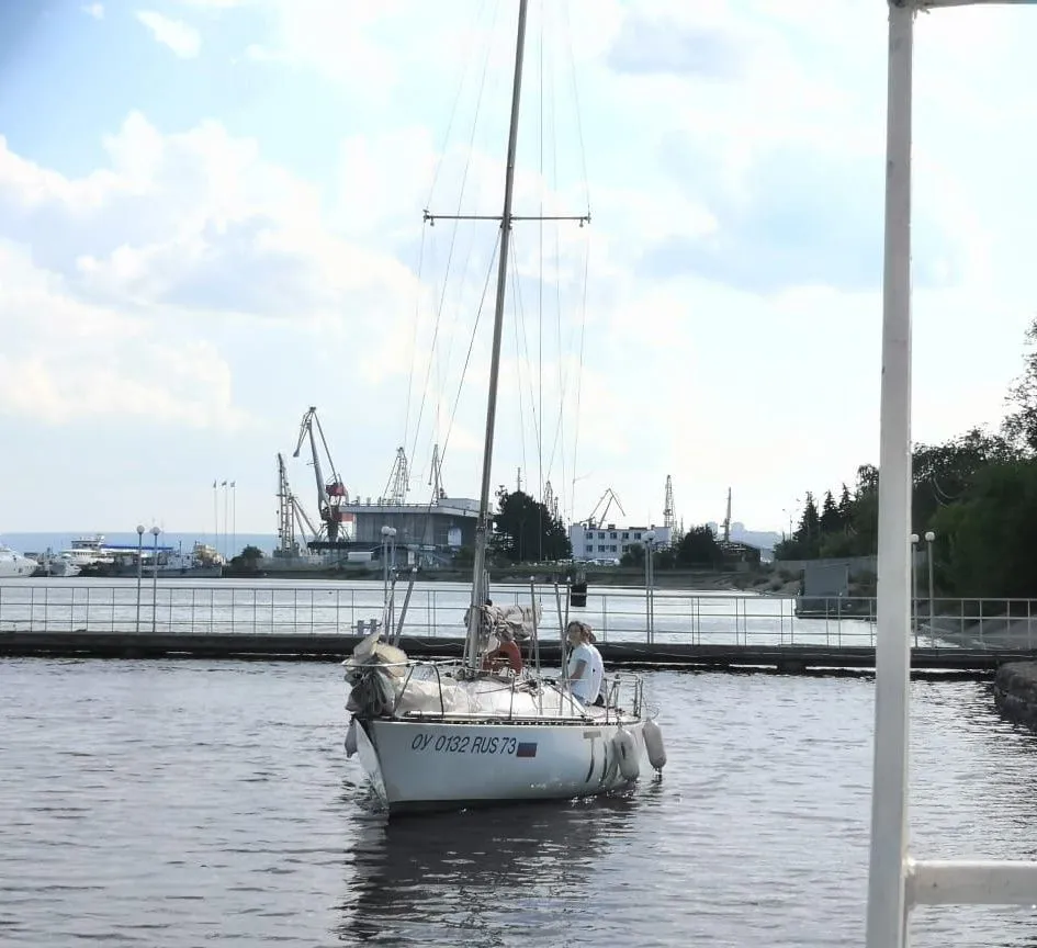 7.5m Ulyanovsk Sailing Yacht Hire