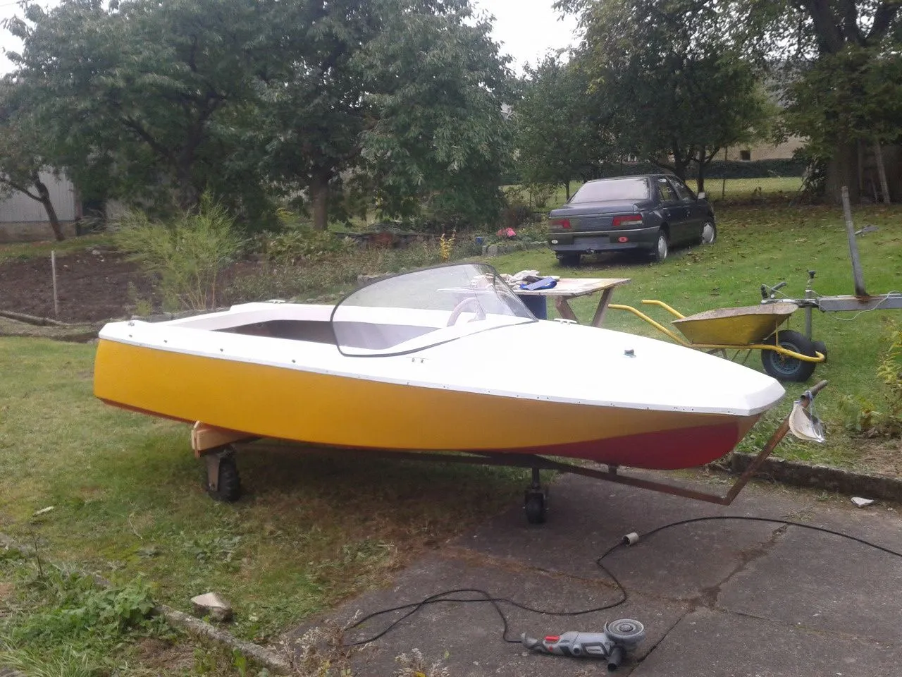 Explore Trhovky on a 3.8m Rental Motor Boat