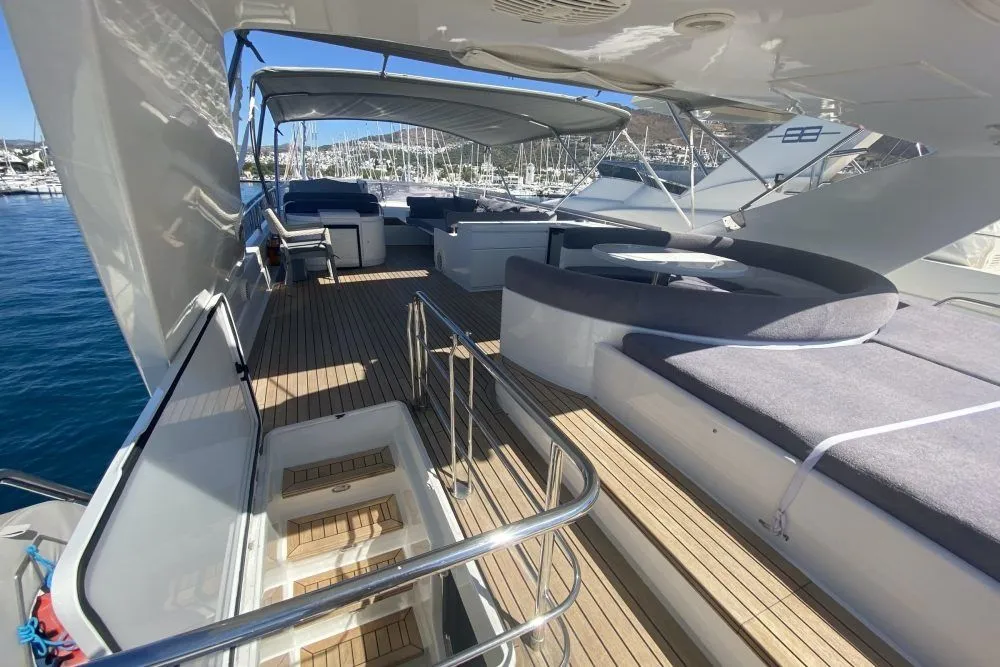 Kastoria Charterboot - 3