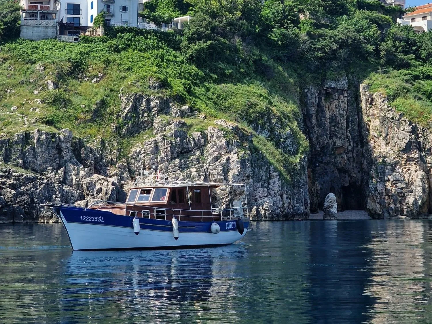 Curicta Charter Boat
