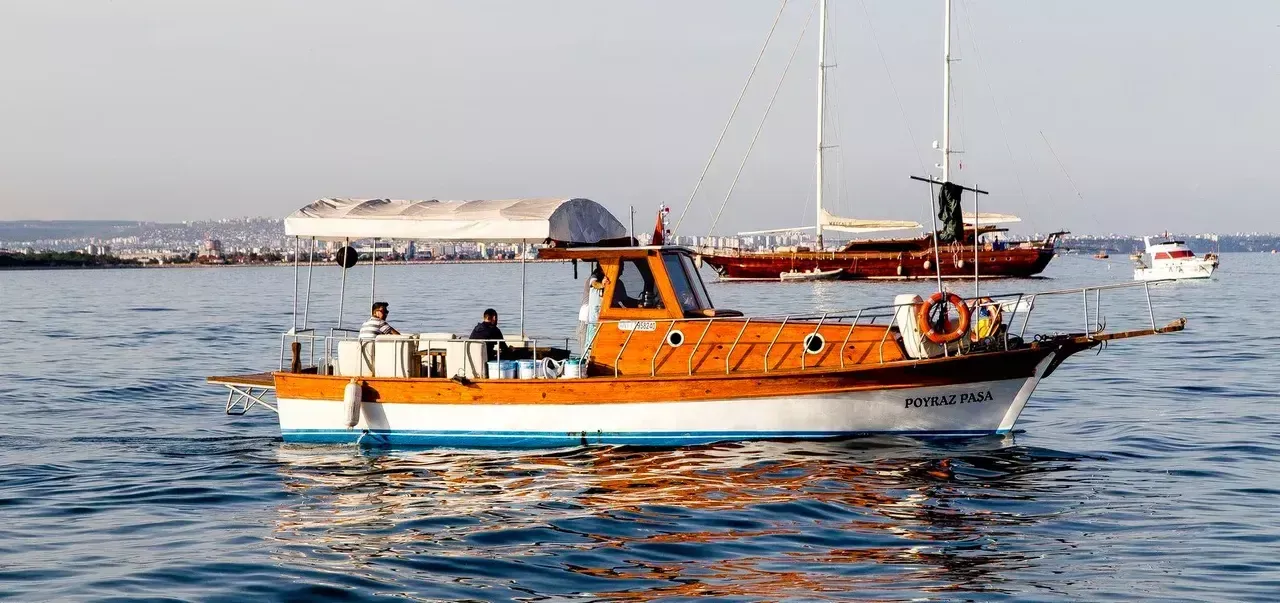 Antalya 9.9m Kiralık Tekne