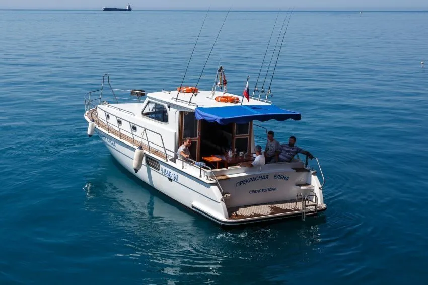 Rent a 11.7m Boat in Sevastopol