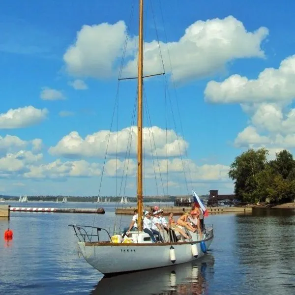 Rent a 12.5m Sailing Yacht in Perm