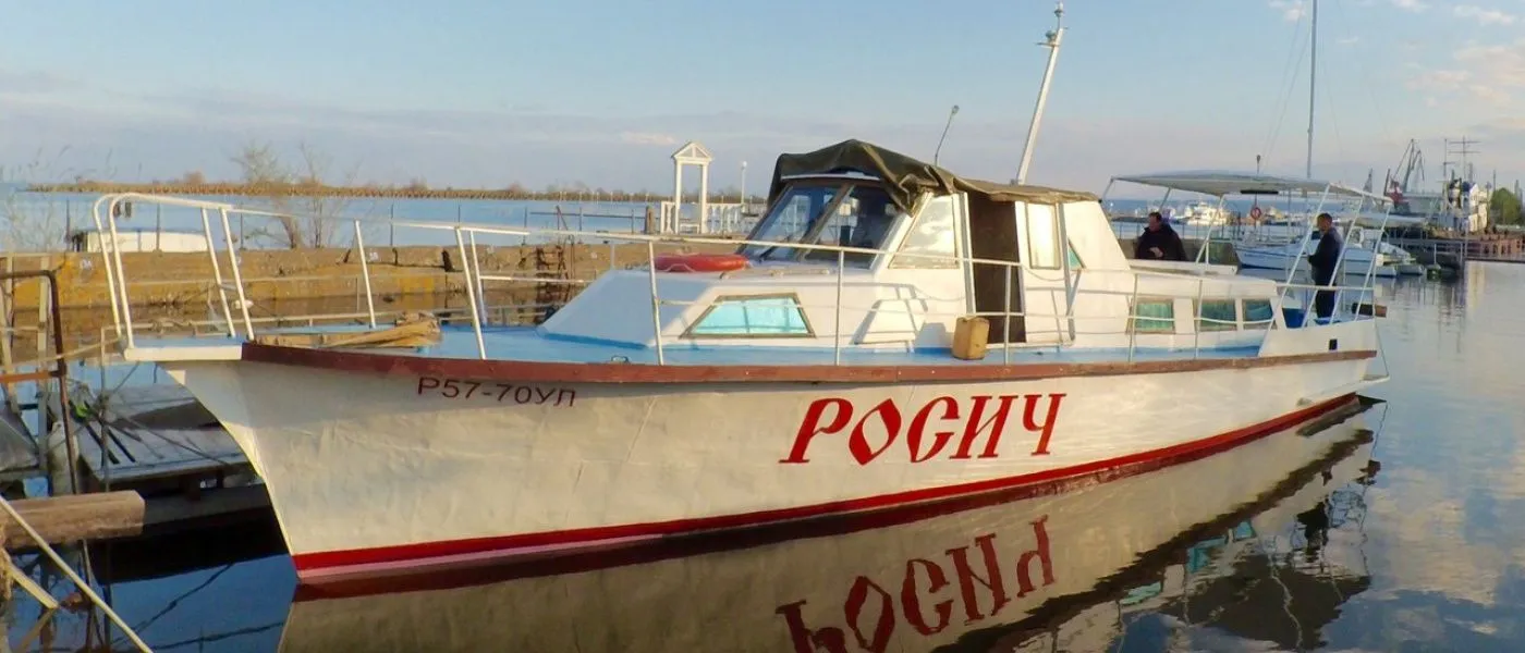 Rent a 12.3m Boat in Ulyanovsk