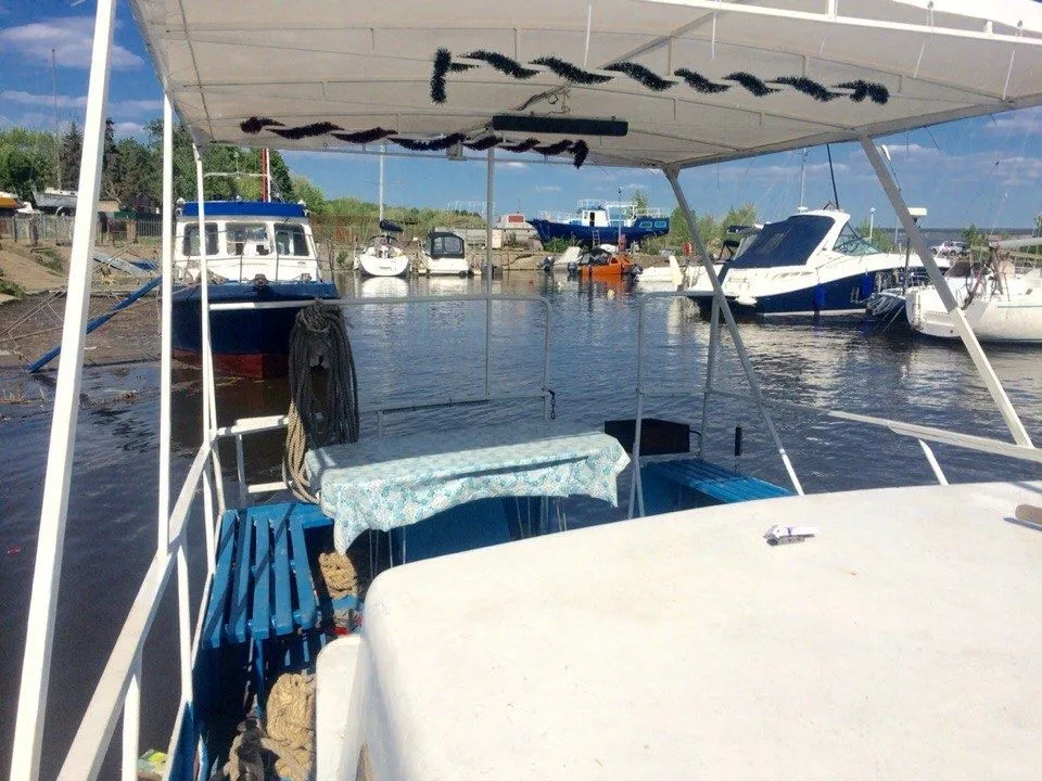 Rent a 12.3m Boat in Ulyanovsk