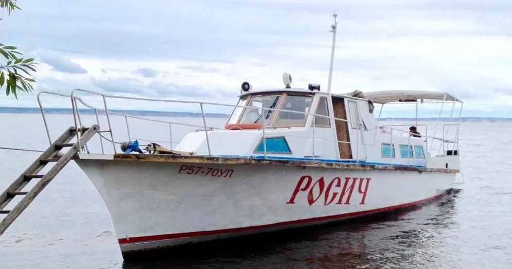 Rent a 12.3m Boat in Ulyanovsk