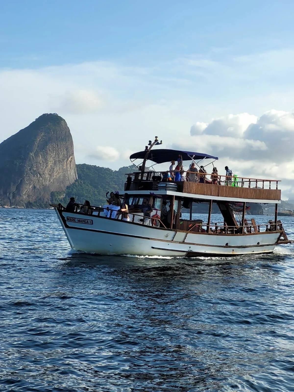 12.8m Rio de Janeiro Boat Hire