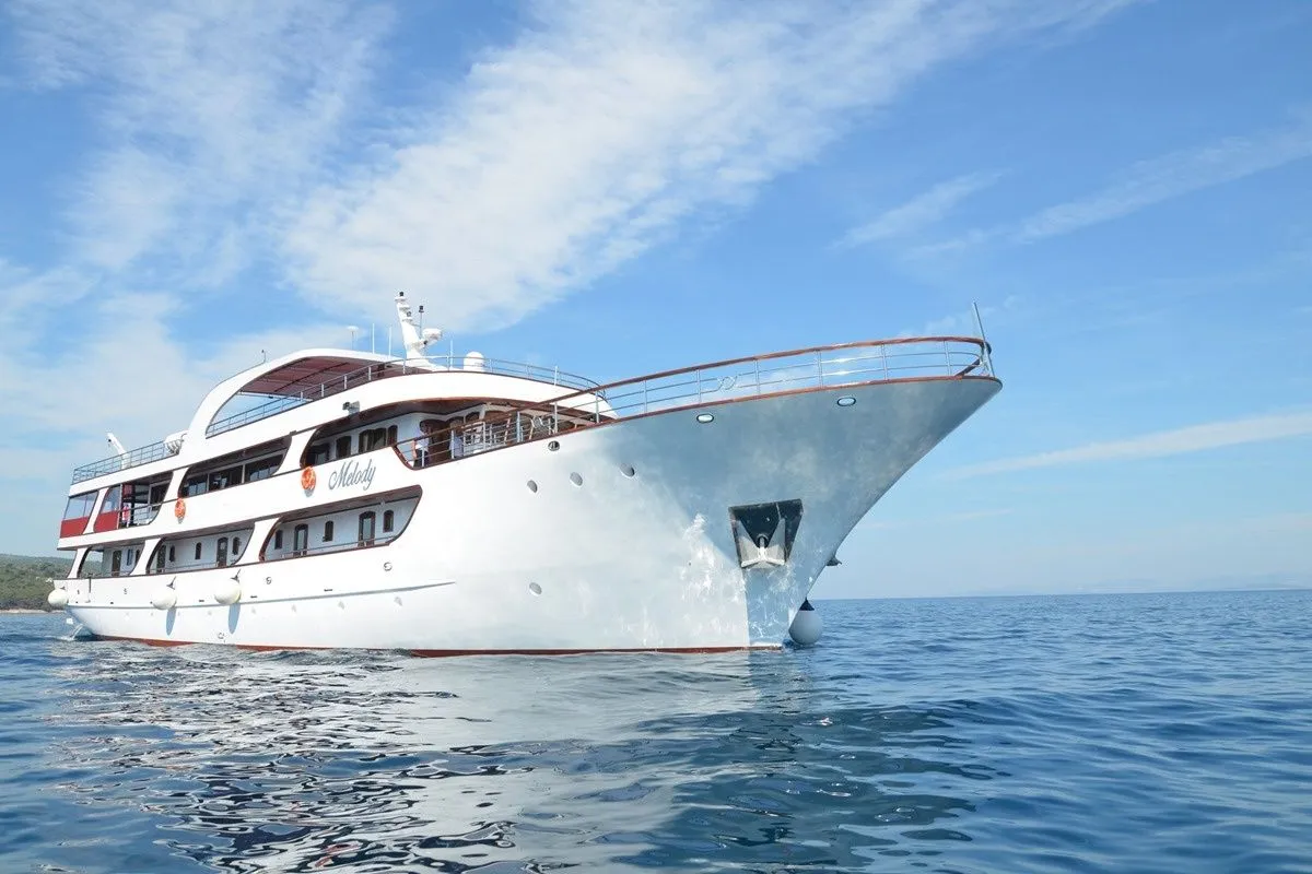 Melody Charterboot - 5