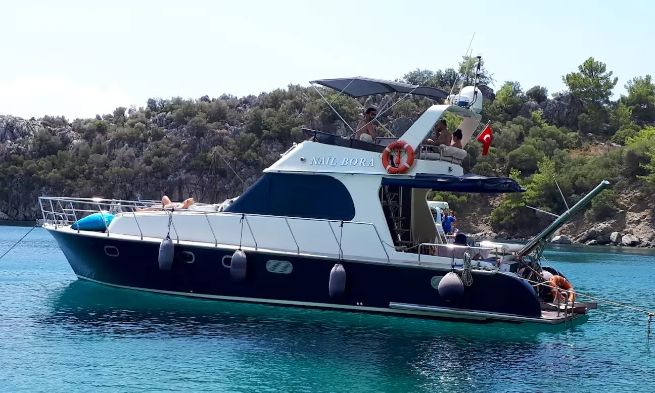 13m Datça Motor Yacht Hire