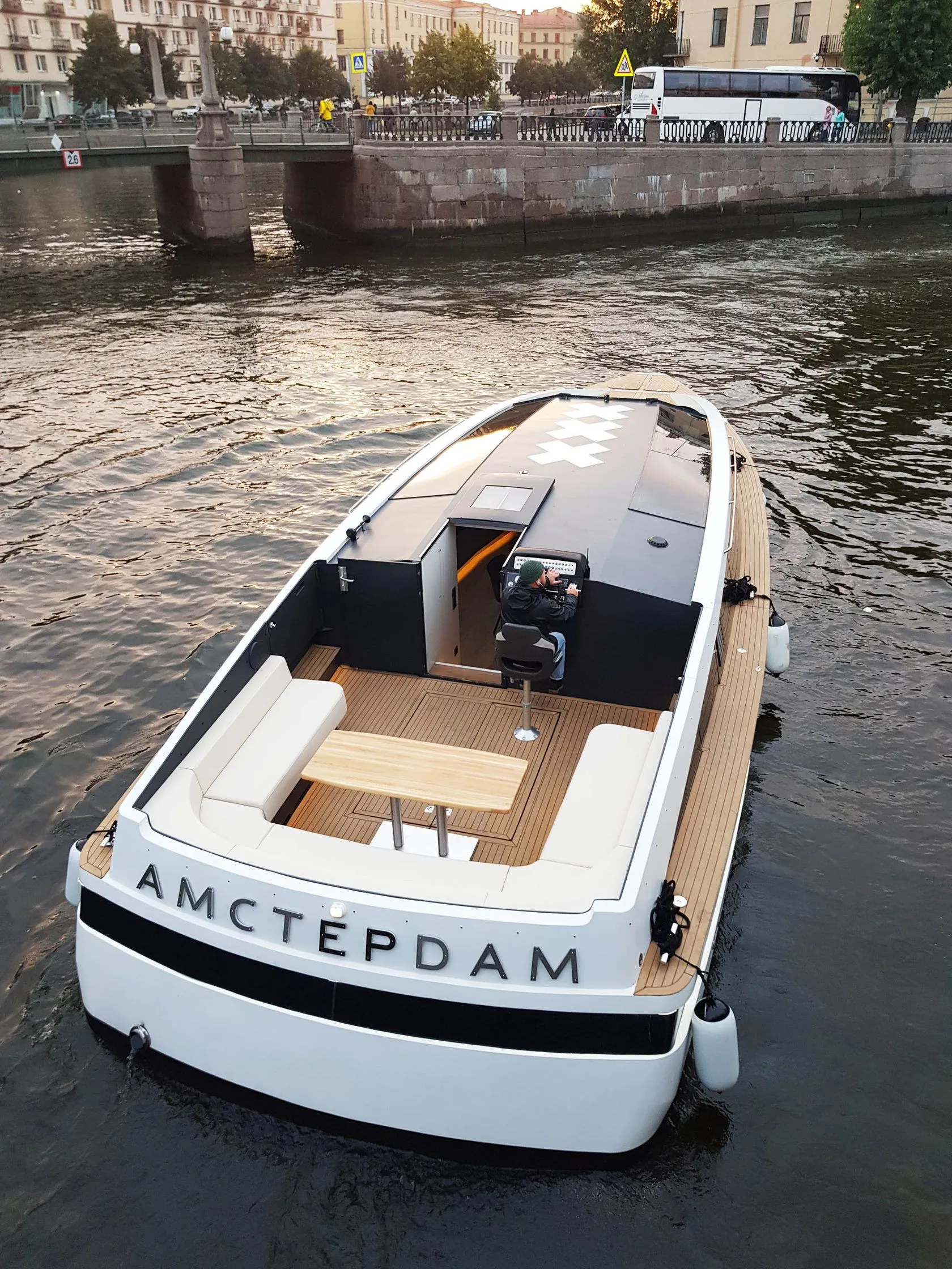 Amsterdam лодка на прокат - 2