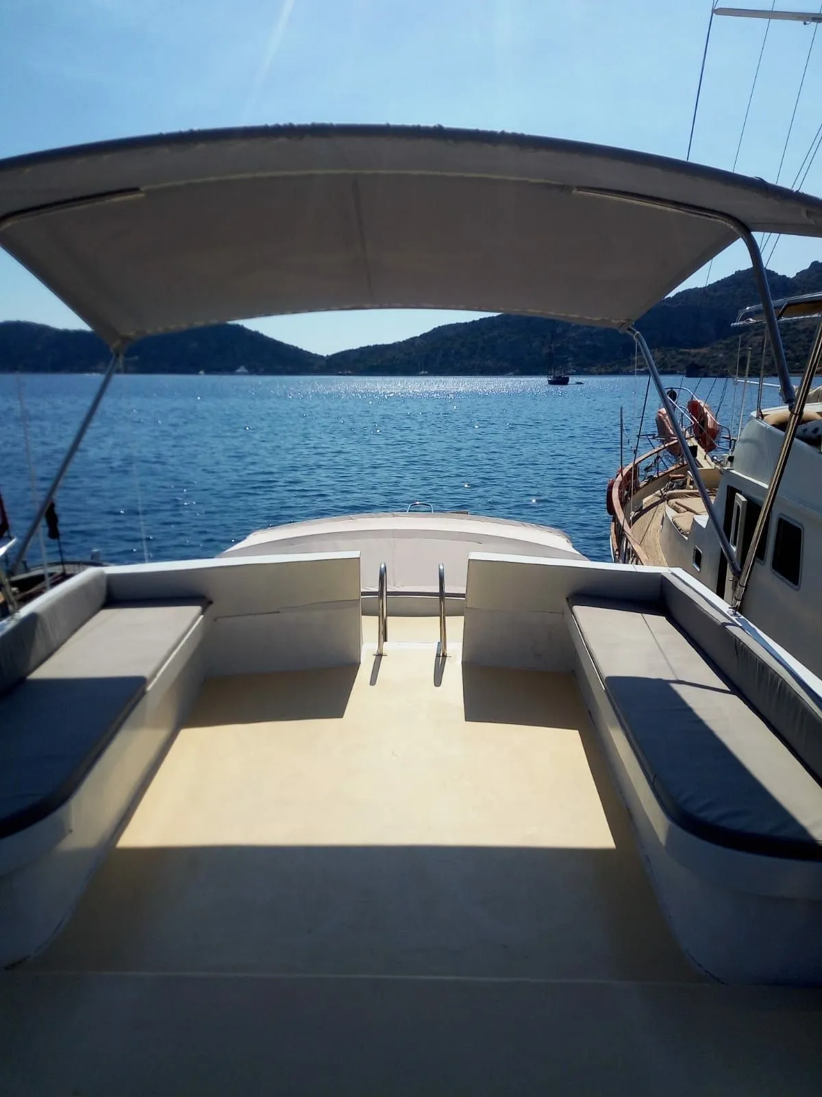 Passionis Charter Boat