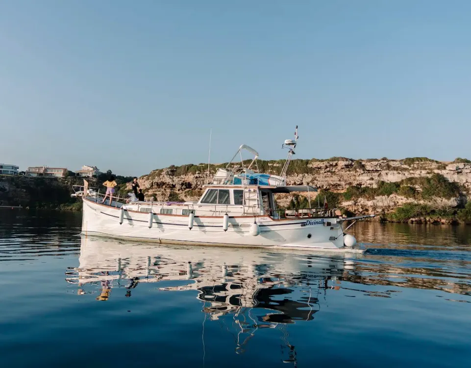 Divina 2 Charter Boat