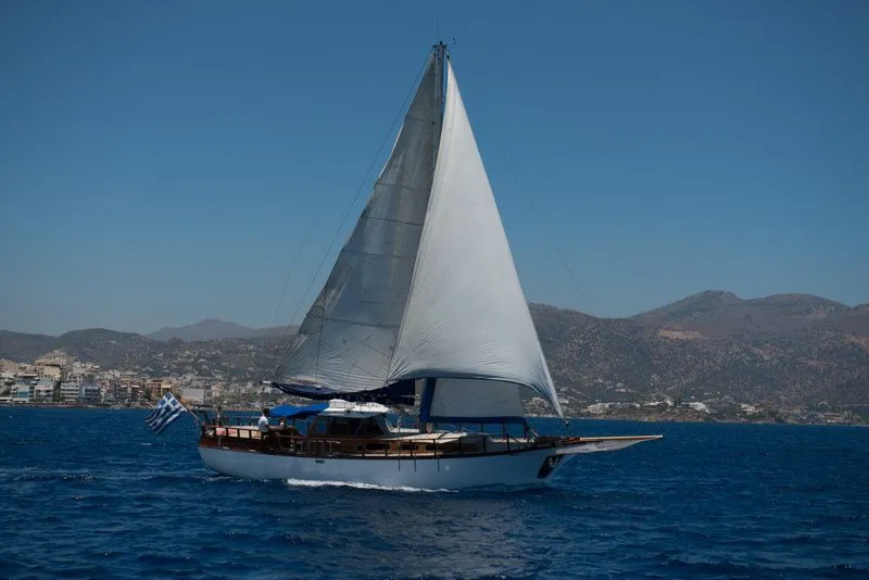 Anny Charter Boat