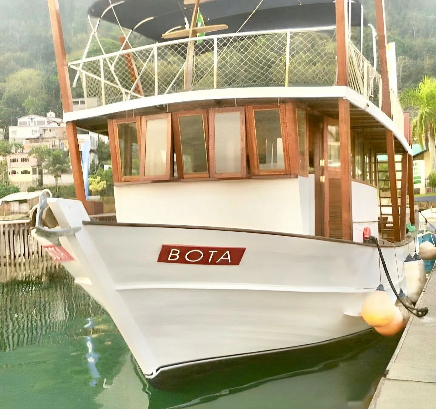 Bota Mietboot - 2