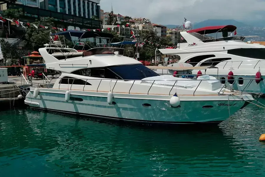 Efsane V Mietboot - 4