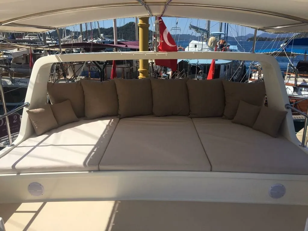Kaş 16.5m Kiralık 3 Kabinli Motoryat