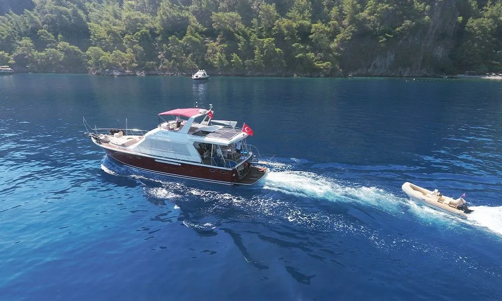My Lila Mietboot - 4