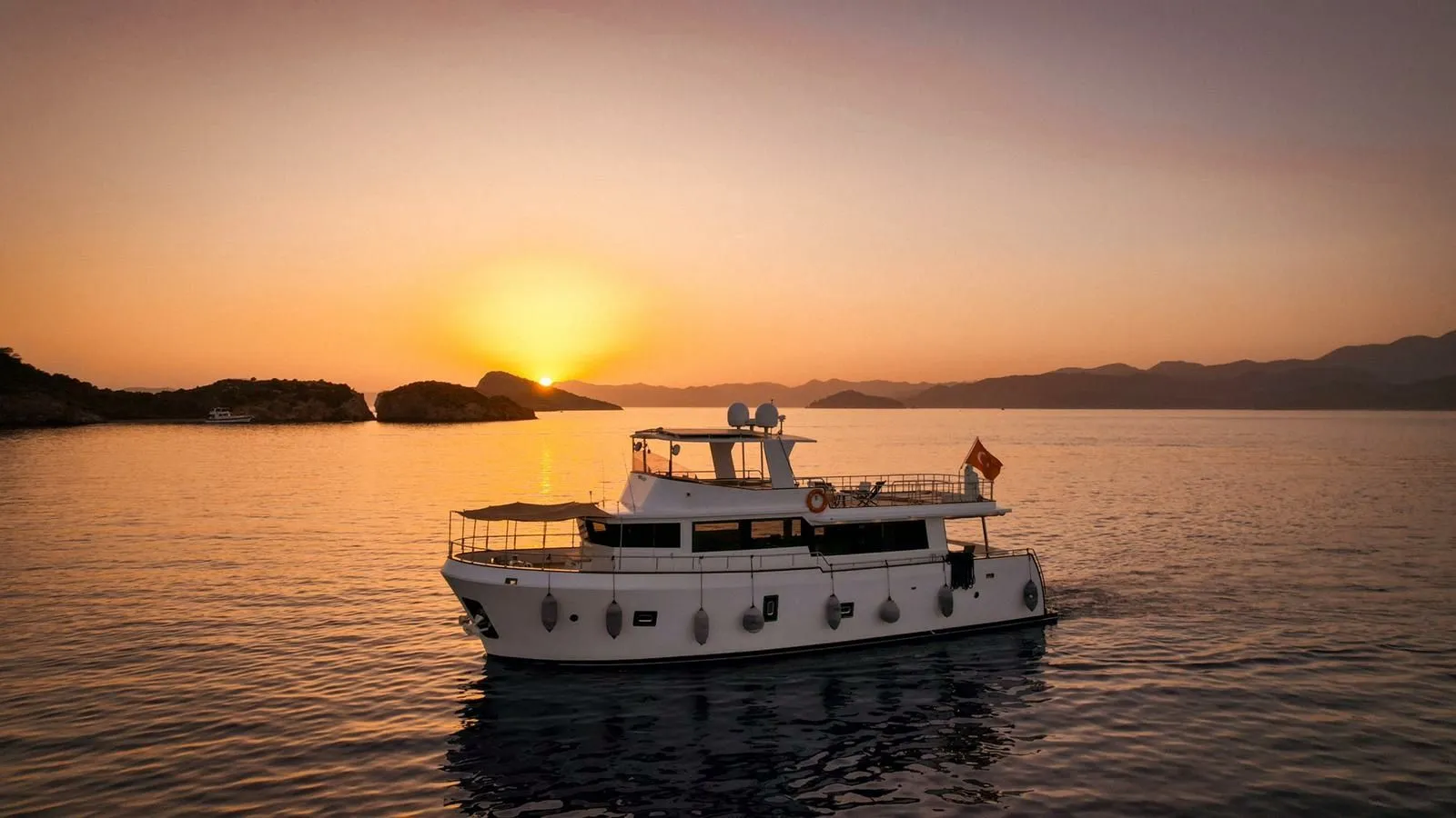 Чартер Ruzanna 1 - 4