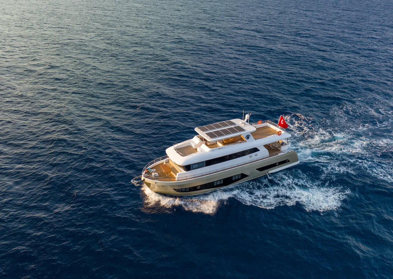 Чартер By C&F - 3