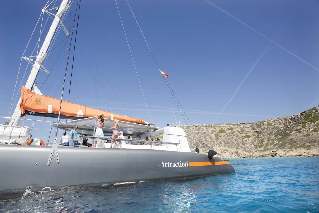 Attraction Kiralık Teknesi - 5