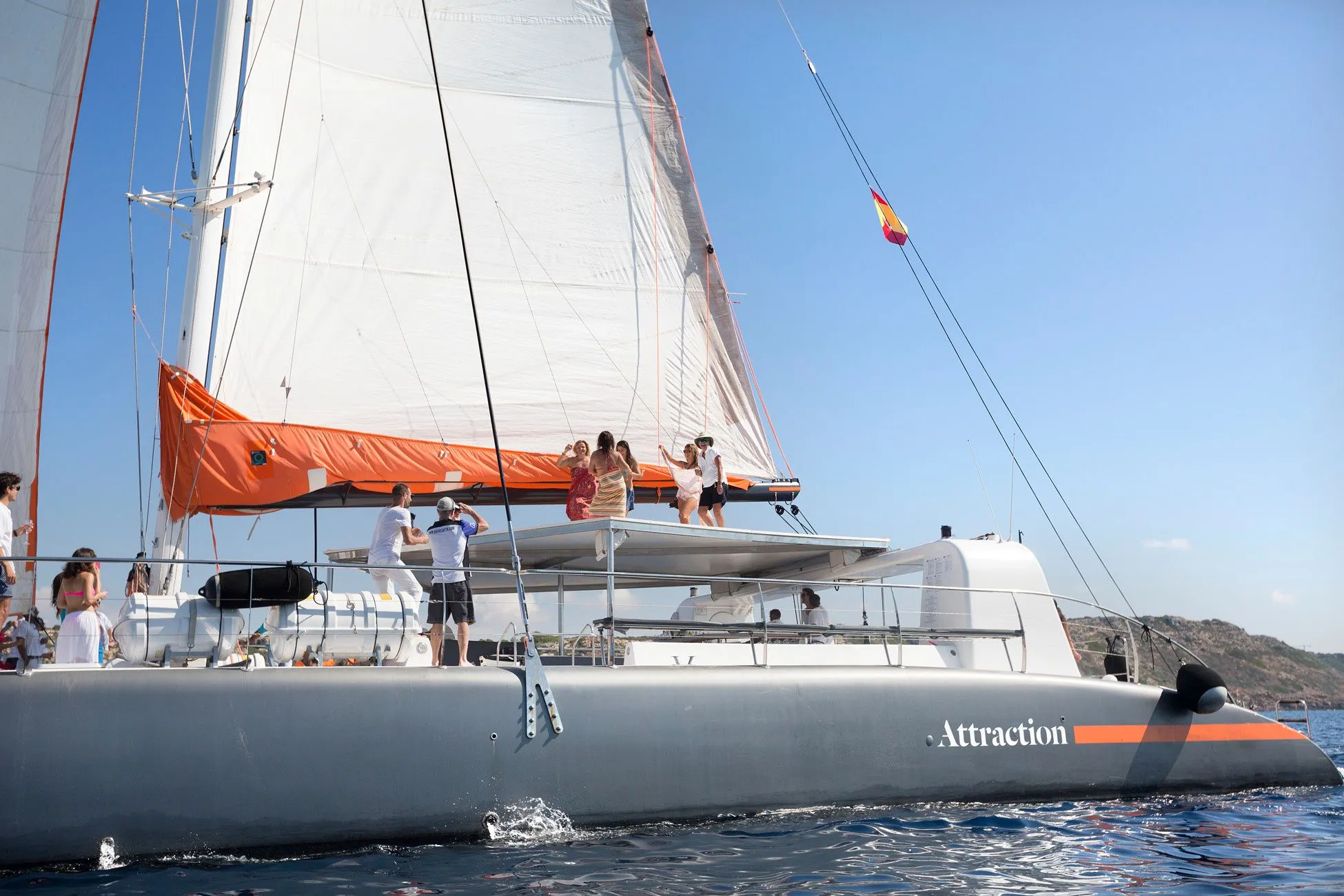 Attraction Kiralık Teknesi - 3