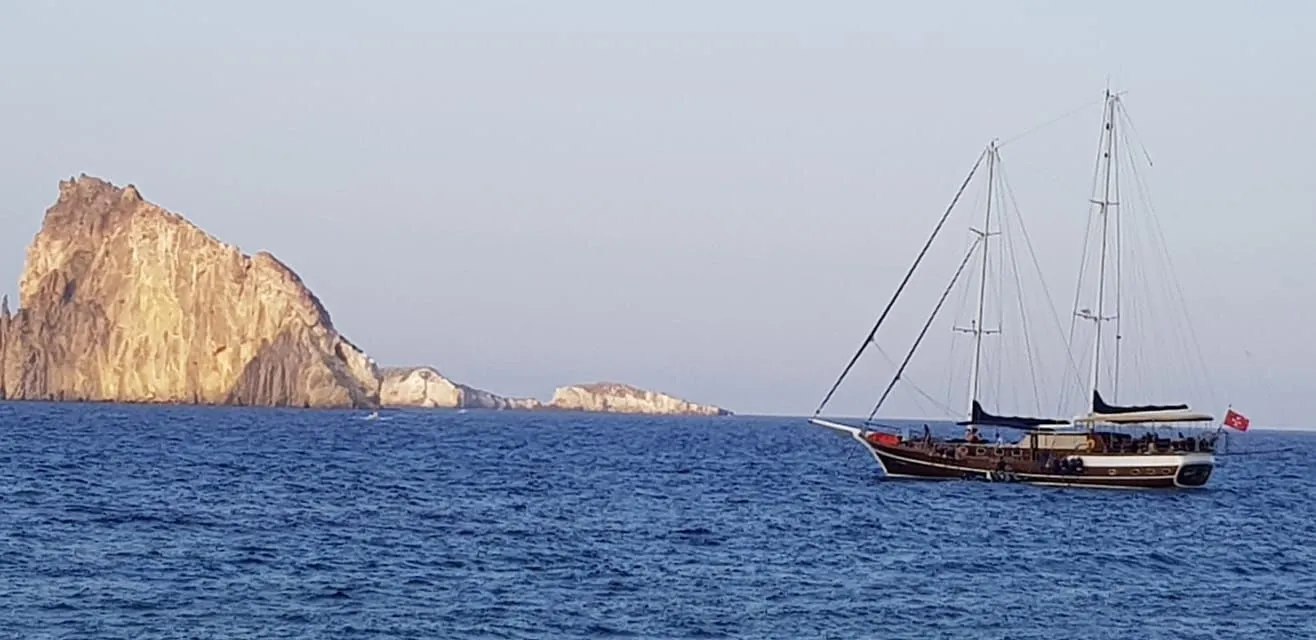 Gelidonya 2 Charter Boat