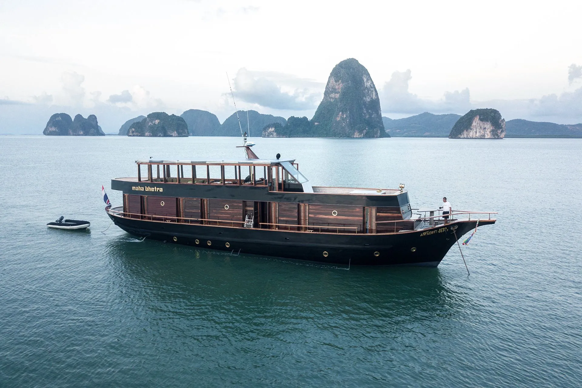 Maha Bhetra Charter Boat