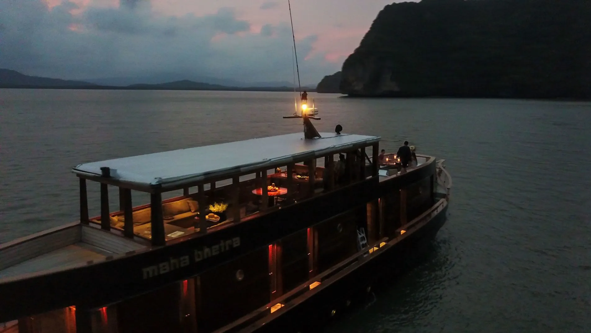 Maha Bhetra Charter Boat