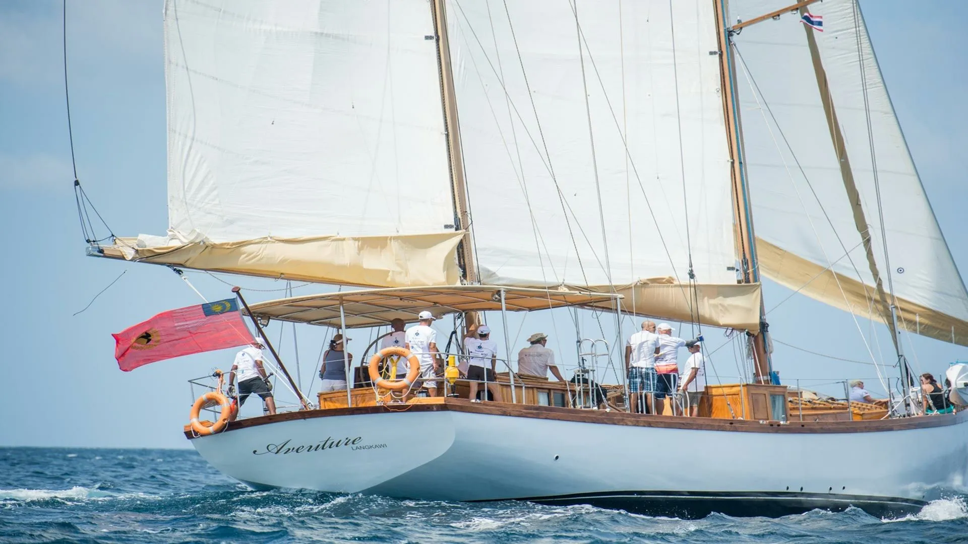 Aventure Charter Boat