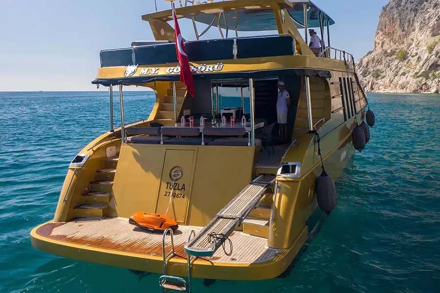 Gokboru Charter Boat