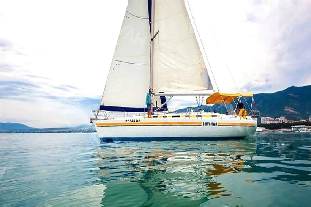 13m Sochi 3 Cabin Sailing Yacht Hire