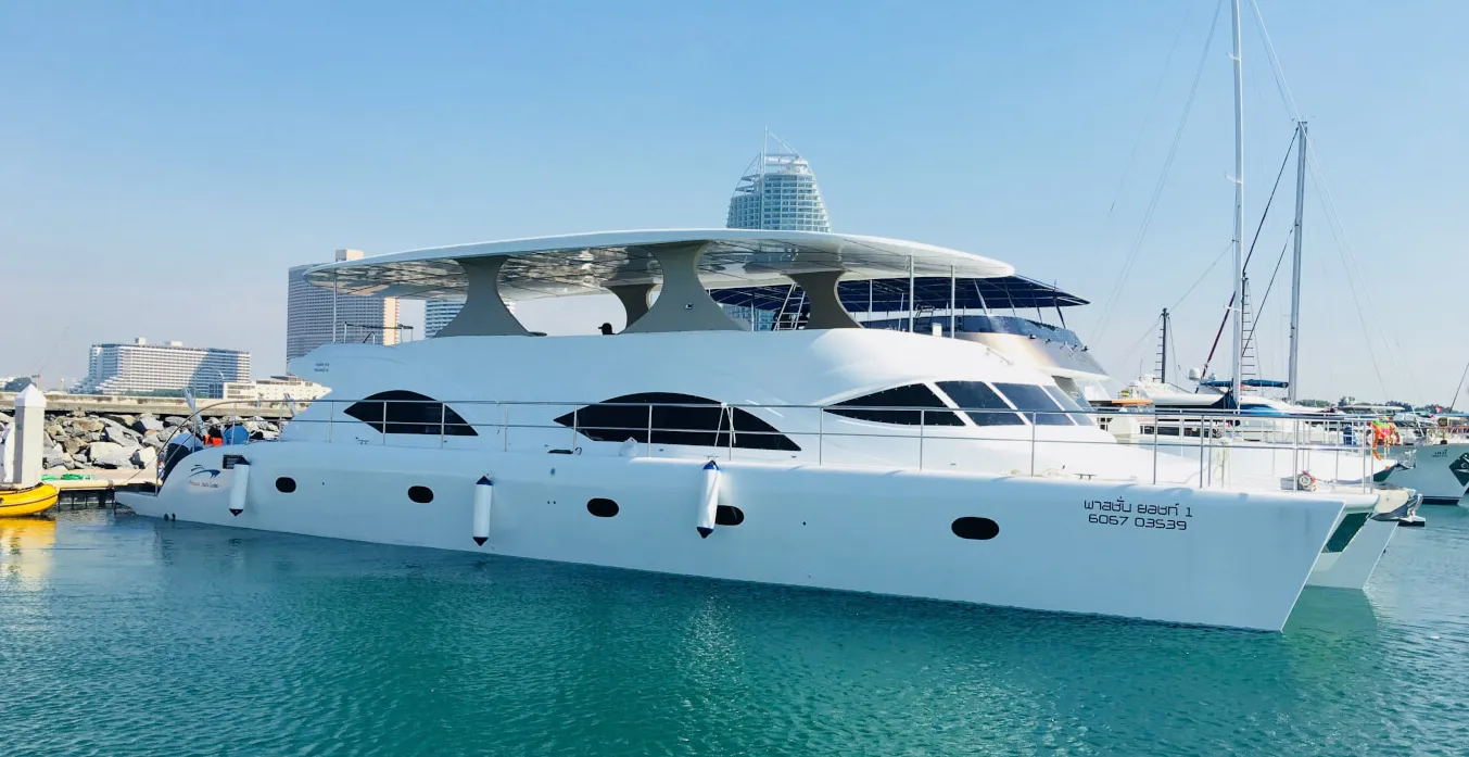 22.8m Pattaya Central Power Catamaran Hire
