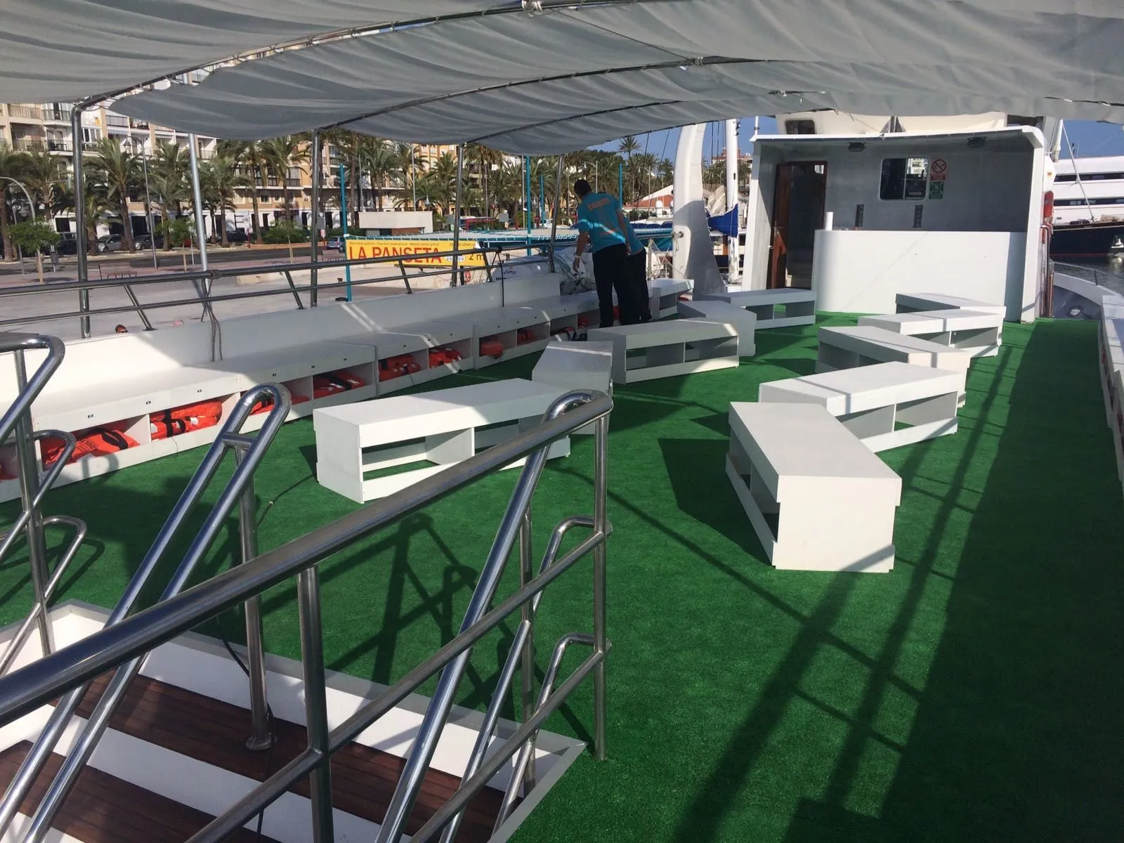 Estrella Fugaz Charter Boat