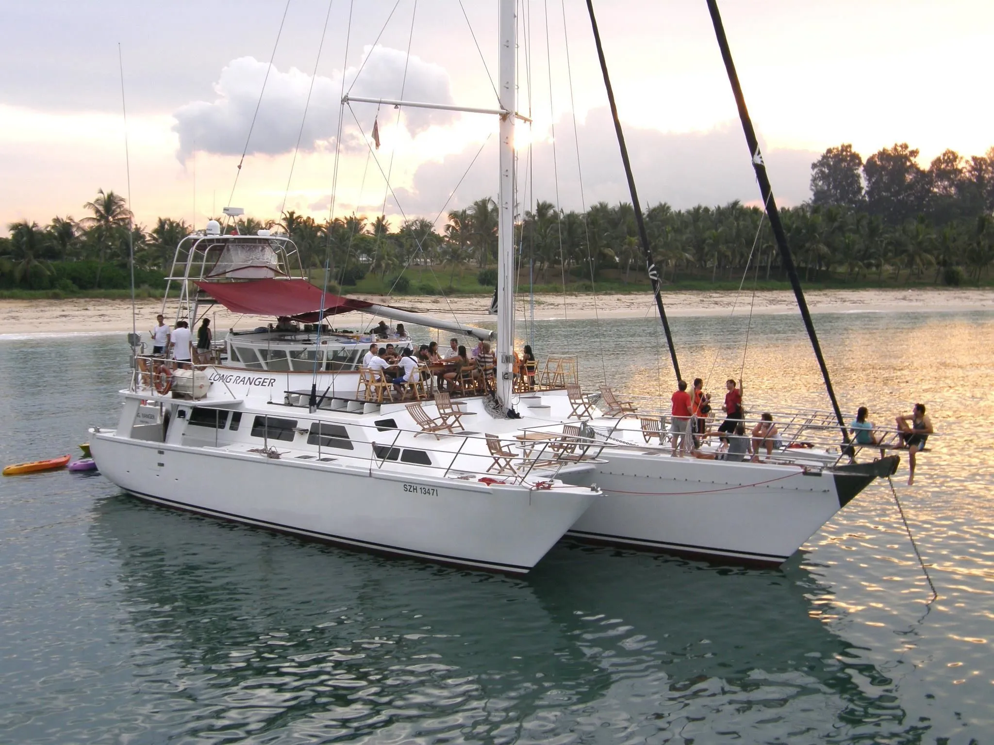 Charter a 21m Catamaran in Vladivostok