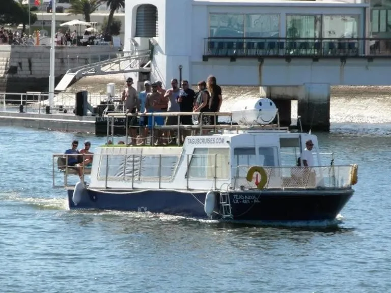 Tejo Azul Kiralık Teknesi