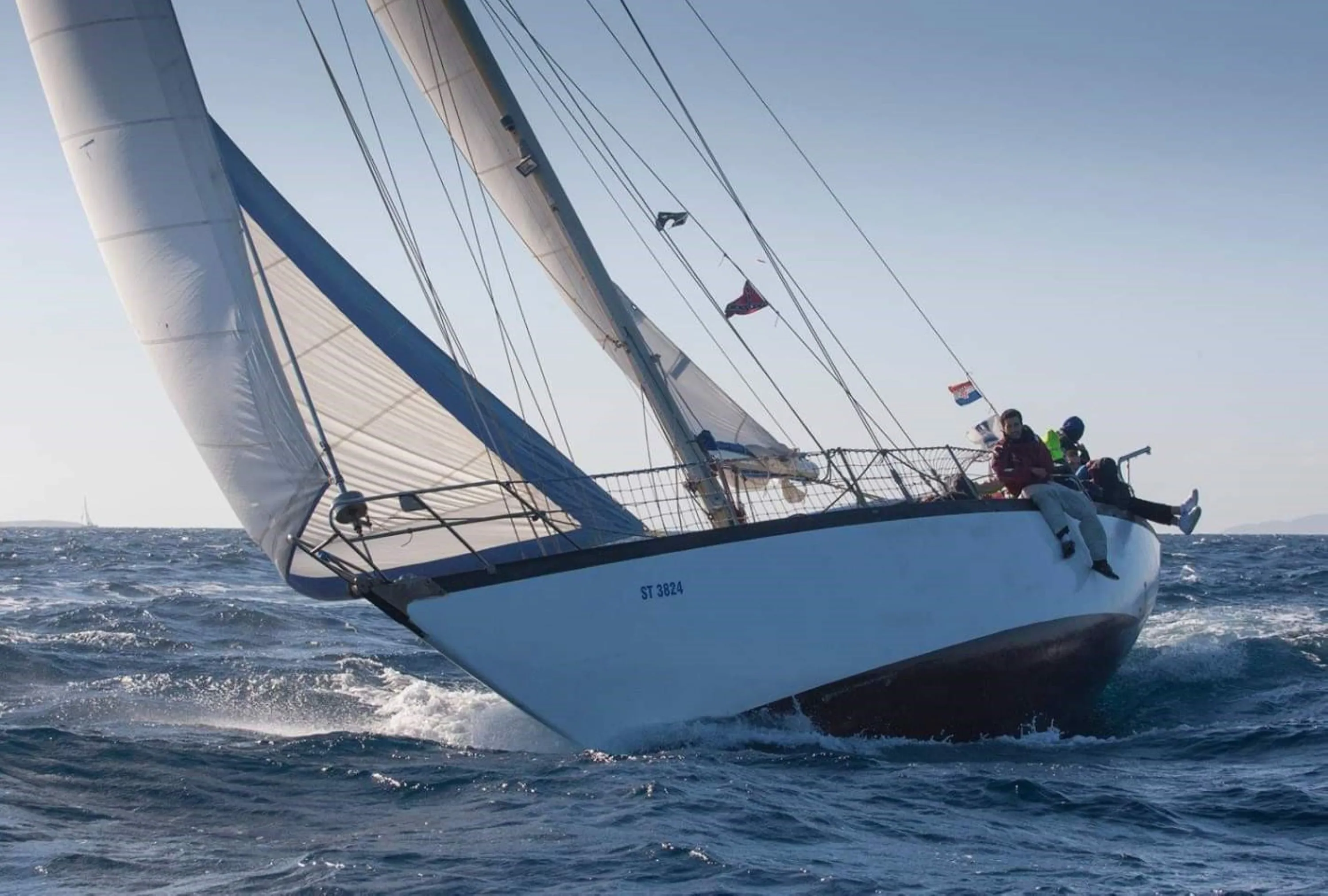 Чартер Zora - 5