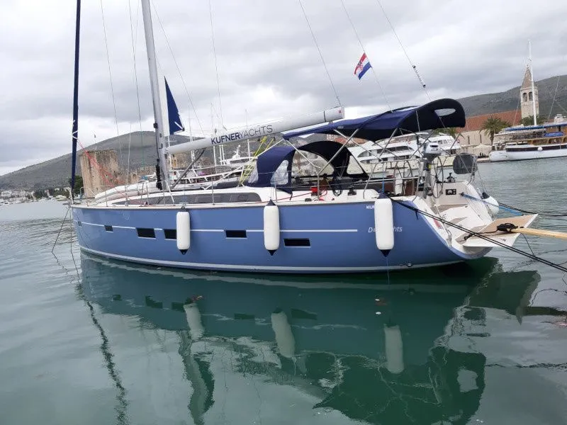 Rent a 14.93m D and D Kufner 50 in Punat