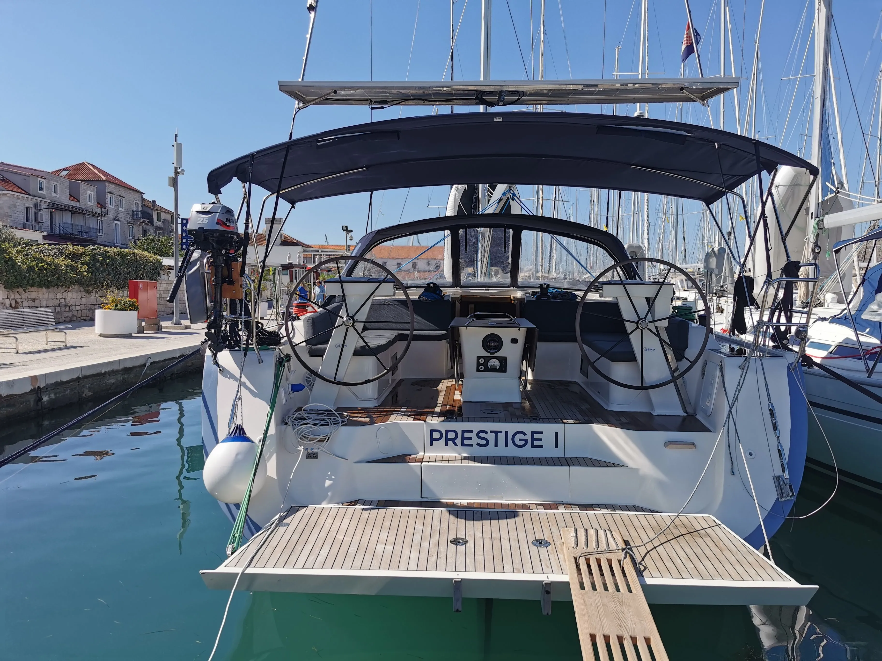 Prestige 1 Charterboot - 3